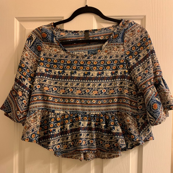Boho Crop with ruffles - Picture 1 of 2
